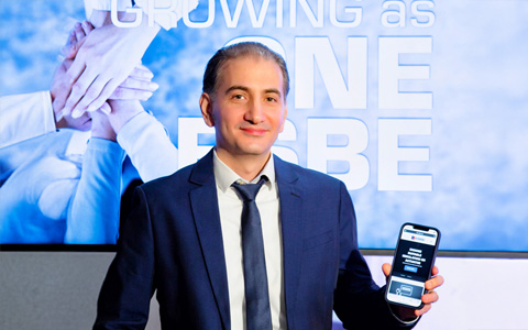 MAZEN GHOUKEH, NÁŠ KOMPAS V PROPOJENÉM SVĚTĚ