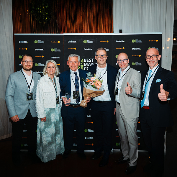 The ESBE management team went to Stockholm to accept the award for ESBE_600x600.jpg